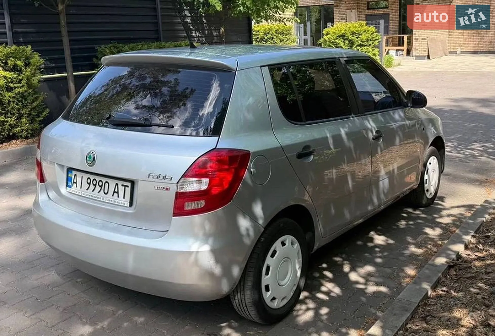2012 Skoda Fabia - мініатюра 3