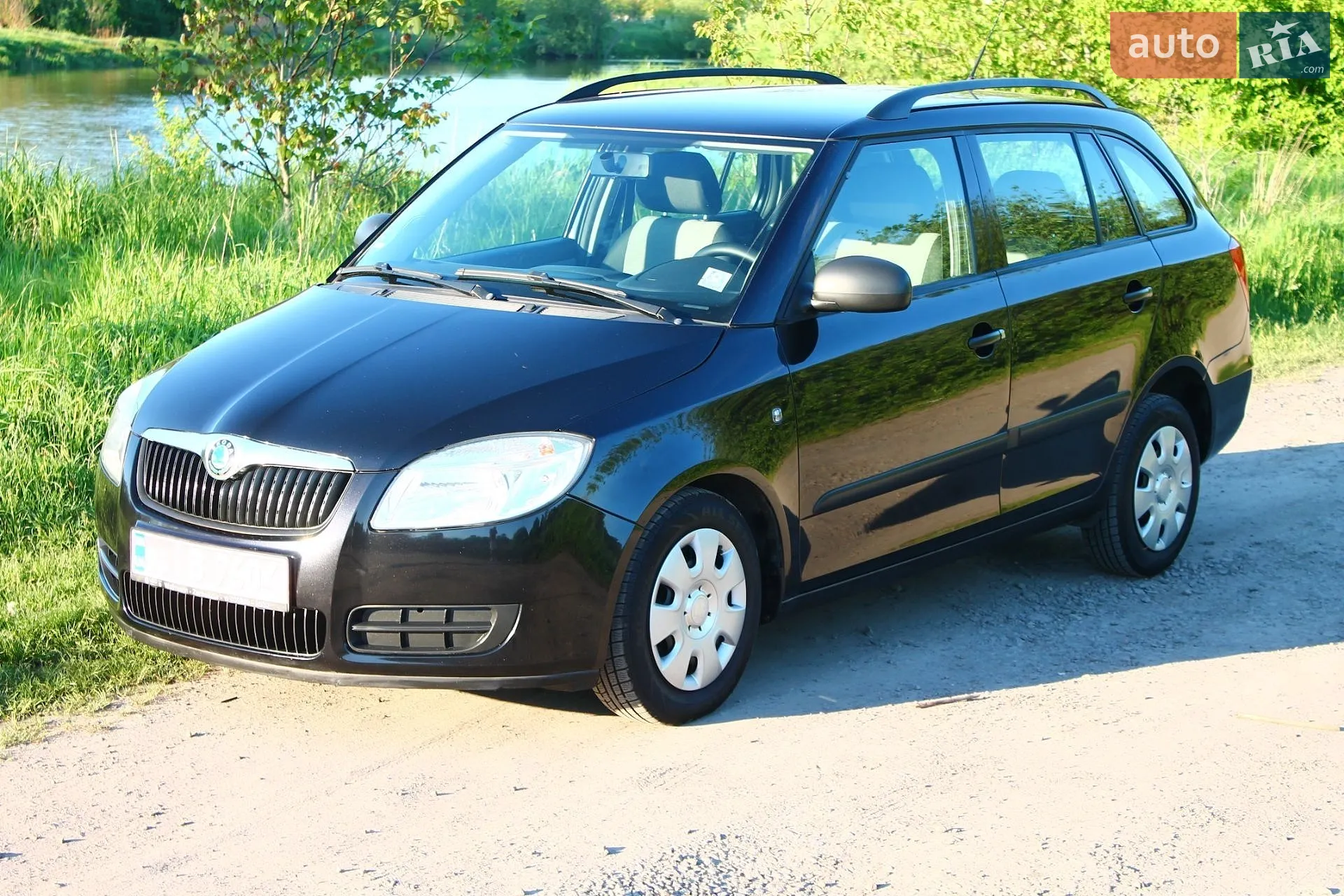 2010 Skoda Fabia - мініатюра 6
