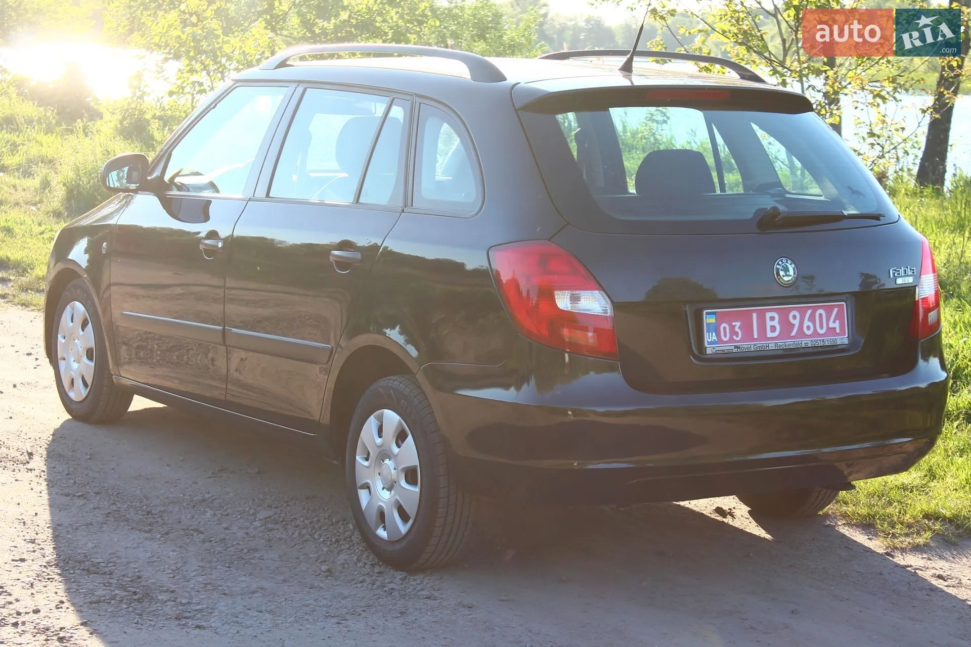 2010 Skoda Fabia - мініатюра 16