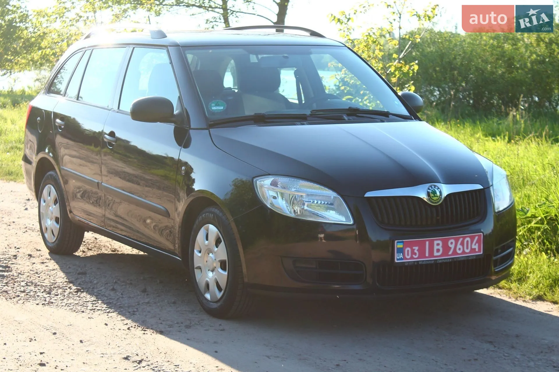 2010 Skoda Fabia - мініатюра 12