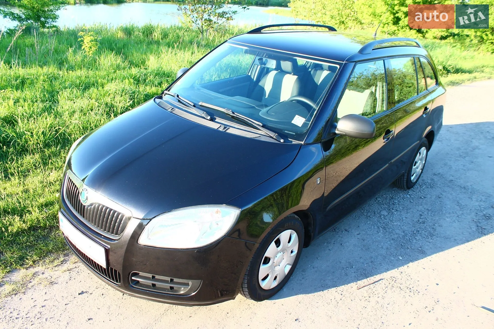 2010 Skoda Fabia - мініатюра 27