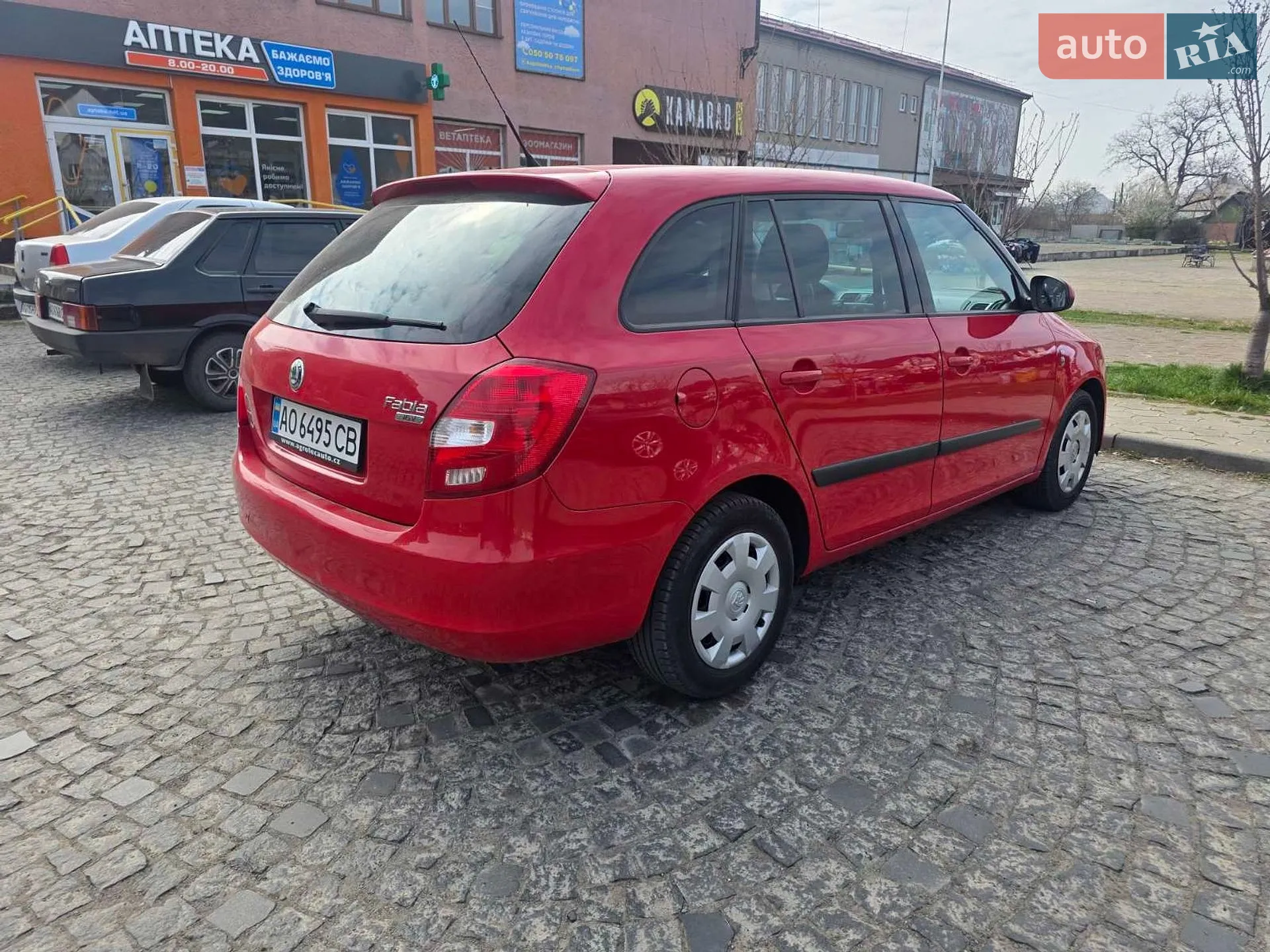2010 Skoda Fabia - мініатюра 5
