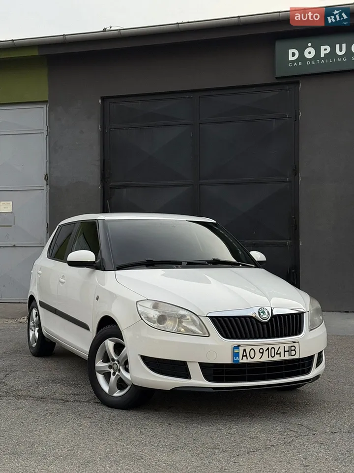2012 Skoda Fabia - мініатюра 18