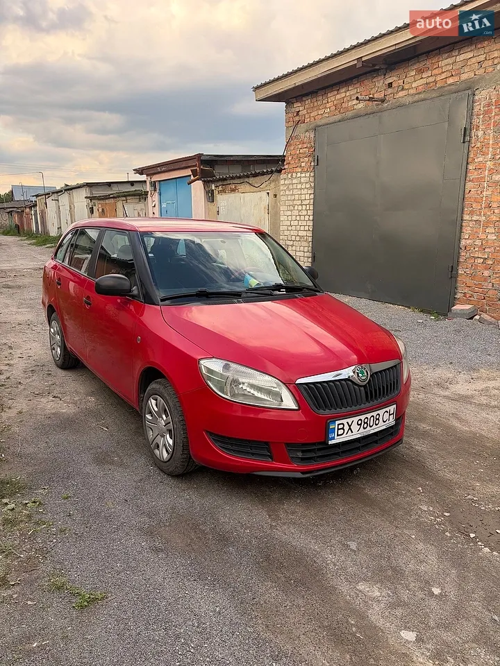 2011 Skoda Fabia - мініатюра 26