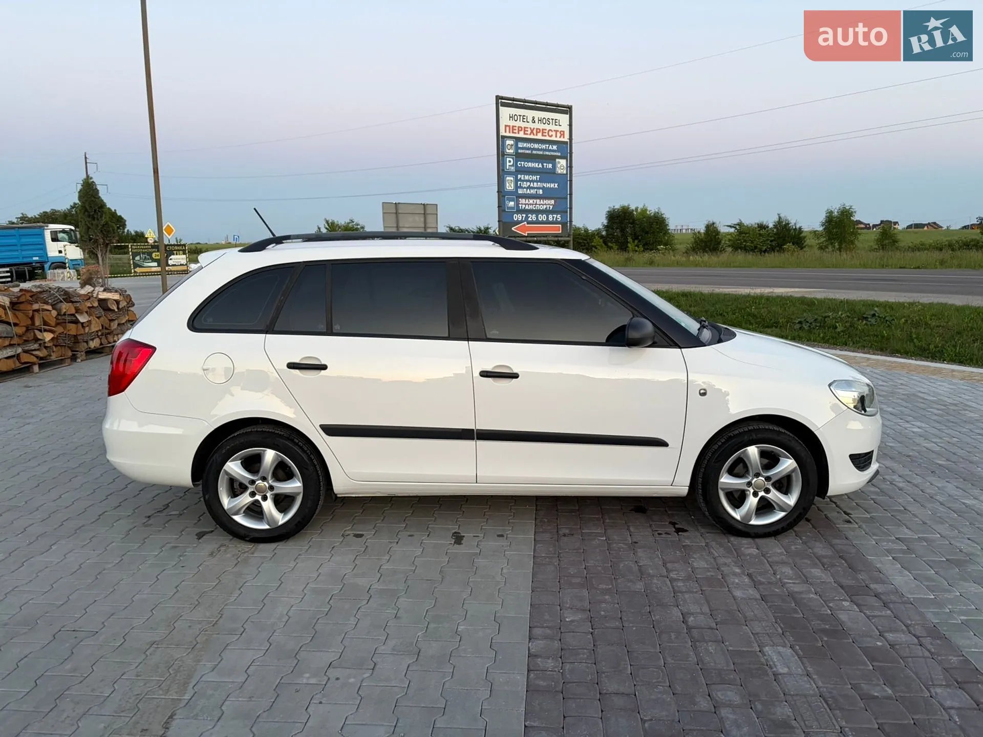 2012 Skoda Fabia - мініатюра 12
