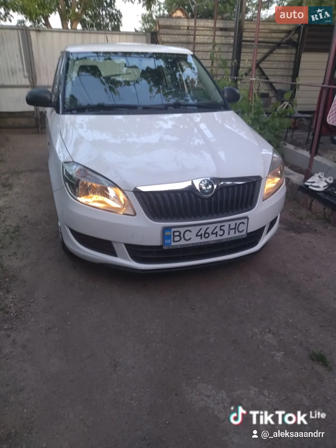 2010 Skoda Fabia - мініатюра 8
