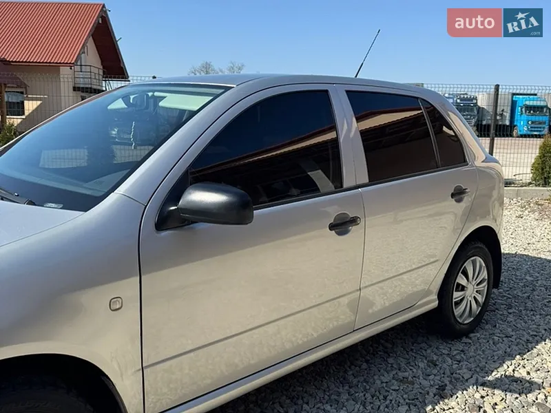 Skoda Fabia 2007 VIN TMBPY16Y17B454203 фото оголошення 4 з 66