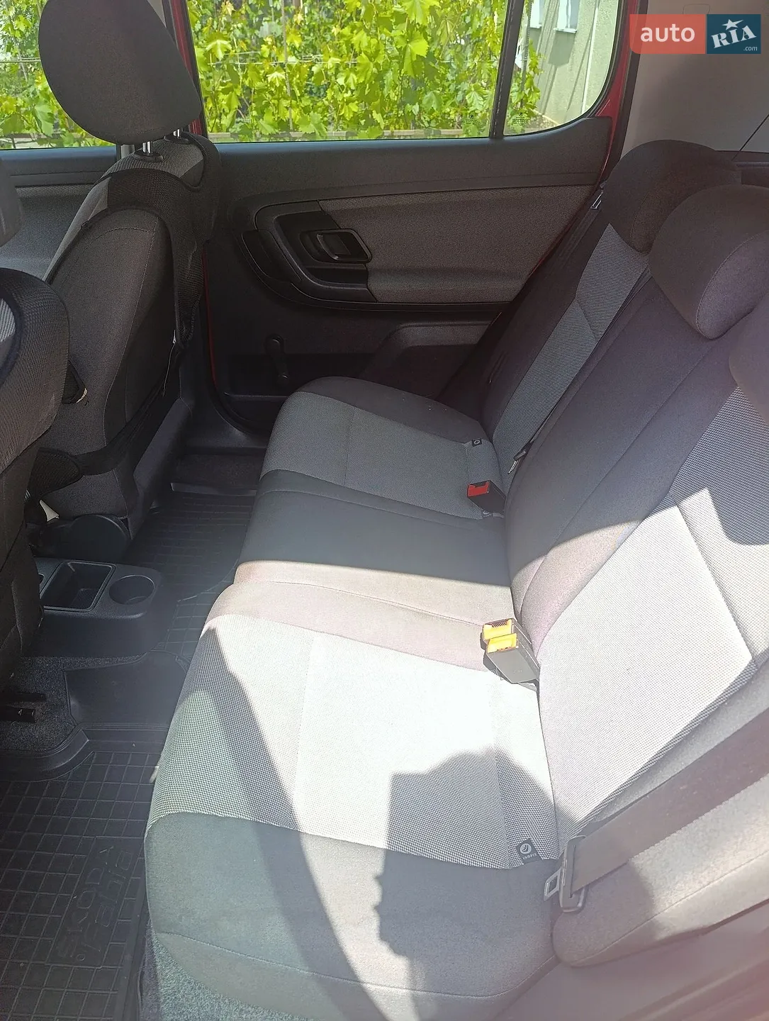 2012 Skoda Fabia - мініатюра 6