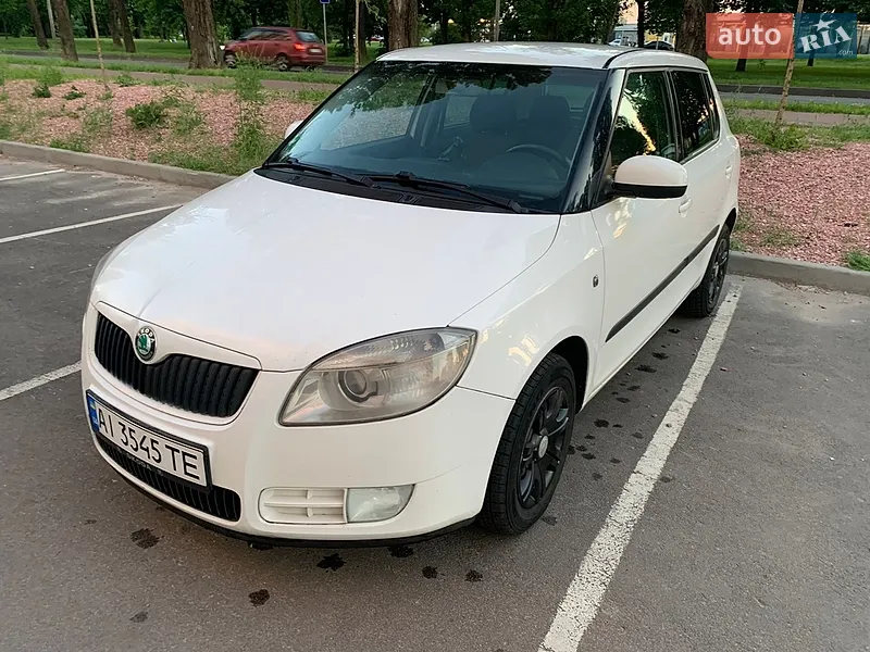 Skoda Fabia 2008 VIN TMBFC15J08B504461 фото оголошення 10 з 43