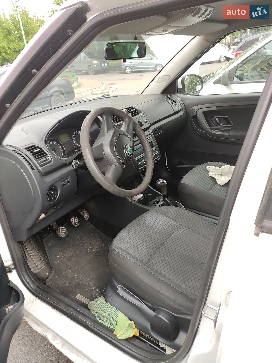 2011 Skoda Fabia - мініатюра 6