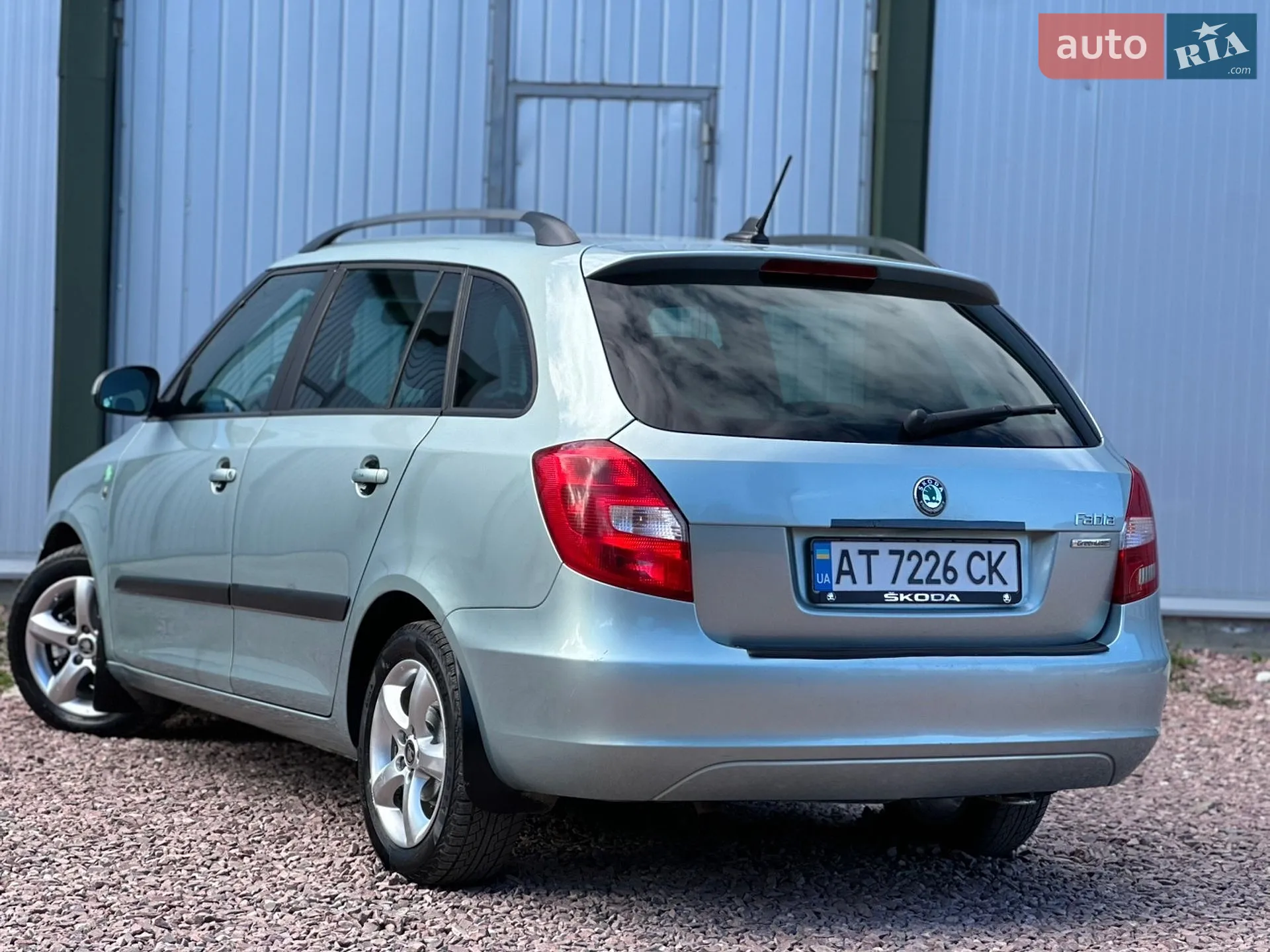 2011 Skoda Fabia - мініатюра 28