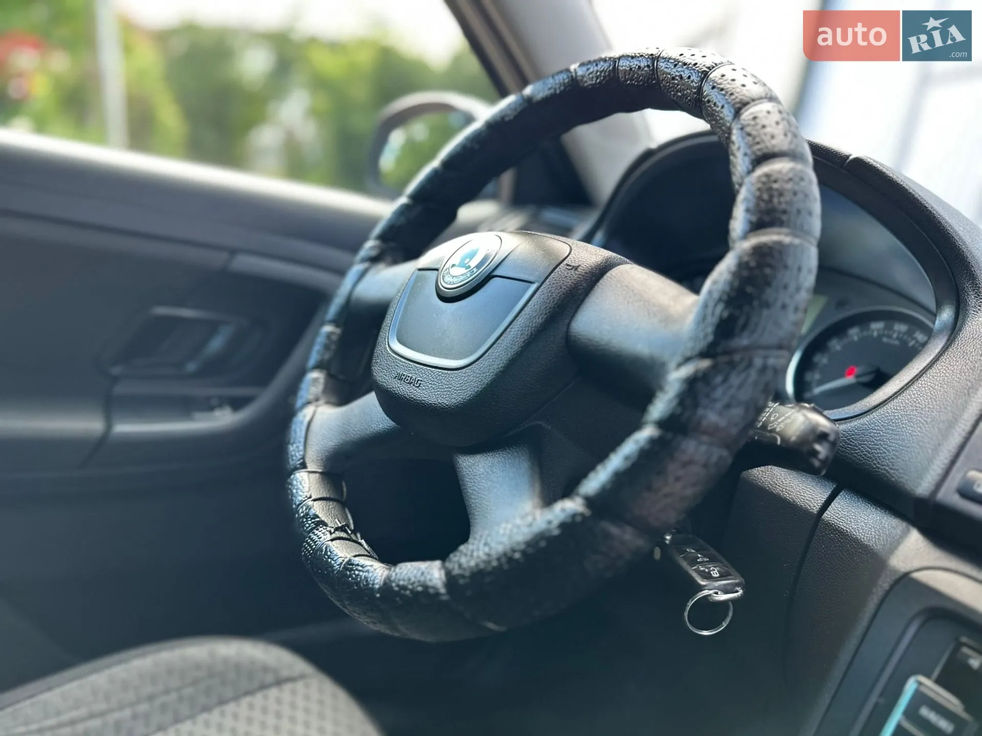 2011 Skoda Fabia - мініатюра 51