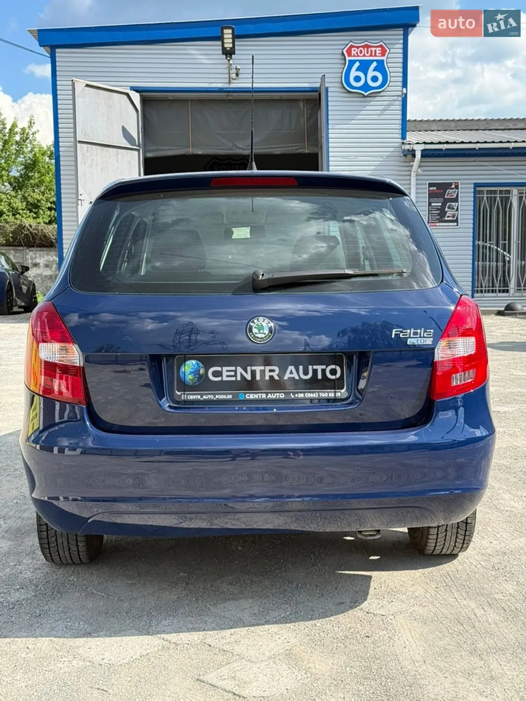 2010 Skoda Fabia - мініатюра 5