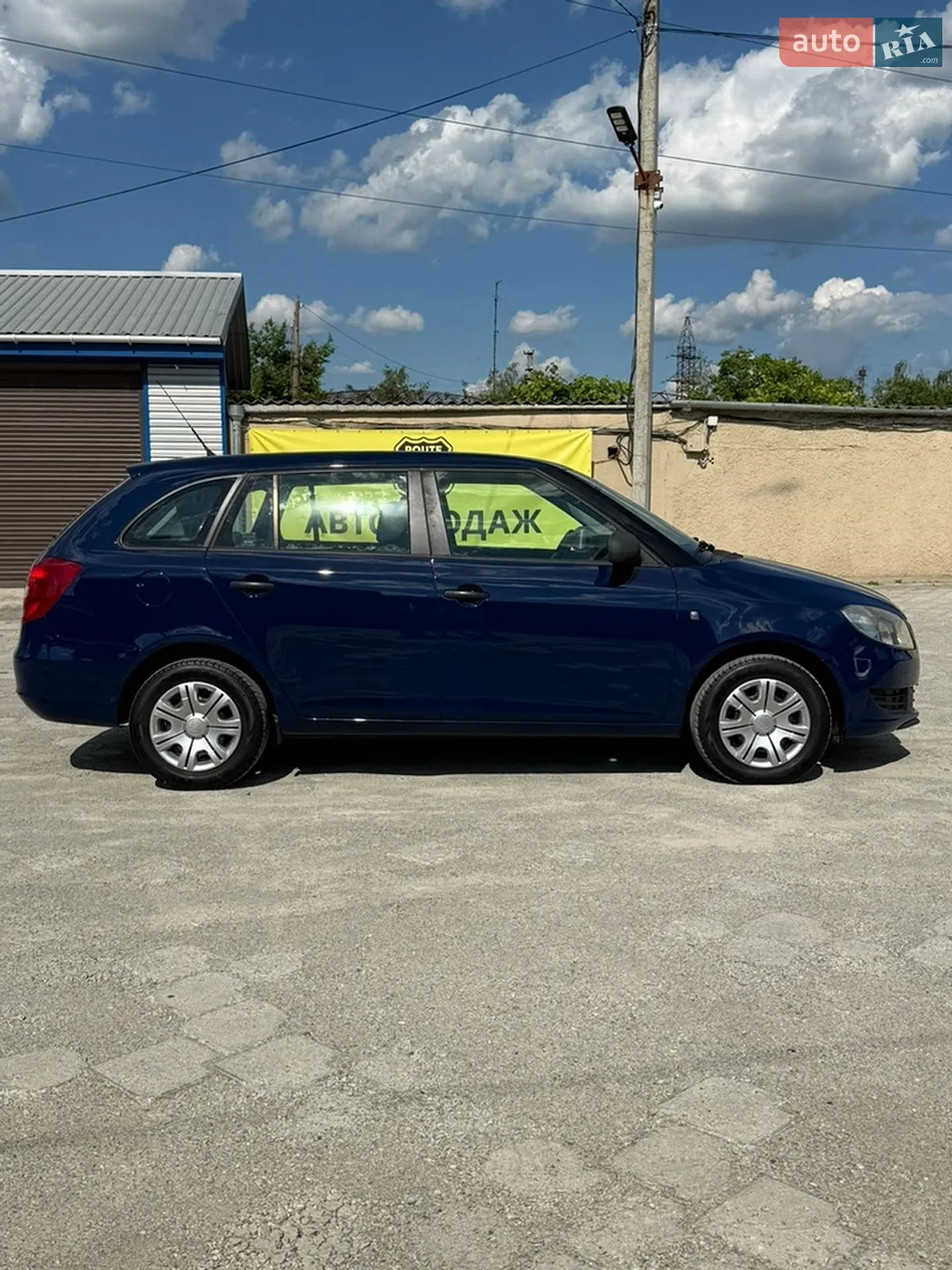 2010 Skoda Fabia - мініатюра 8