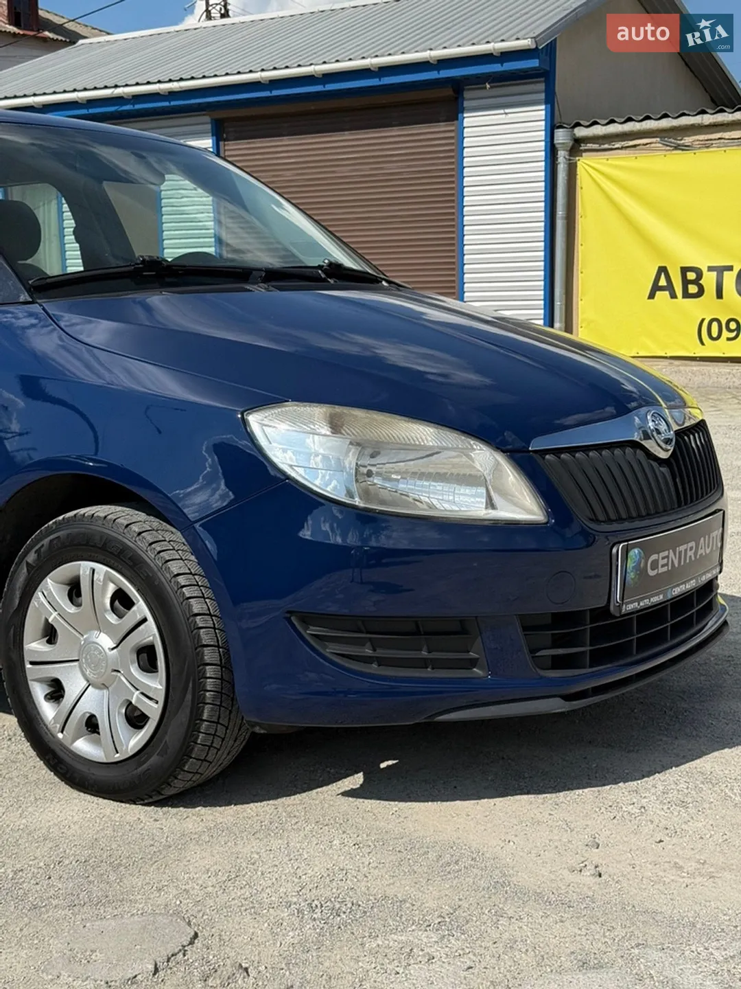 2010 Skoda Fabia - мініатюра 12