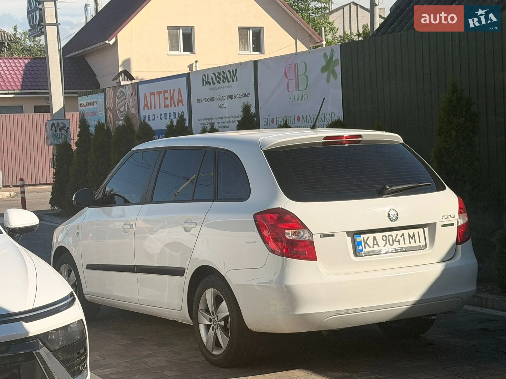 2012 Skoda Fabia - мініатюра 5