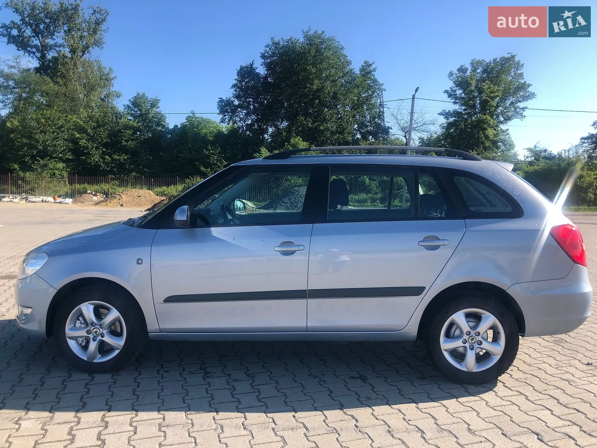 2011 Skoda Fabia - мініатюра 35