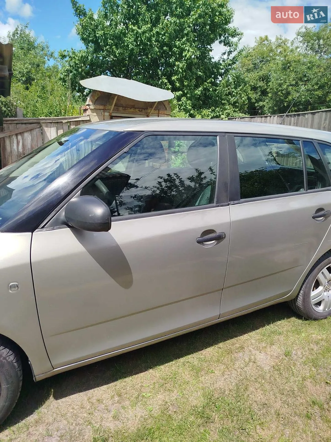2010 Skoda Fabia - мініатюра 5