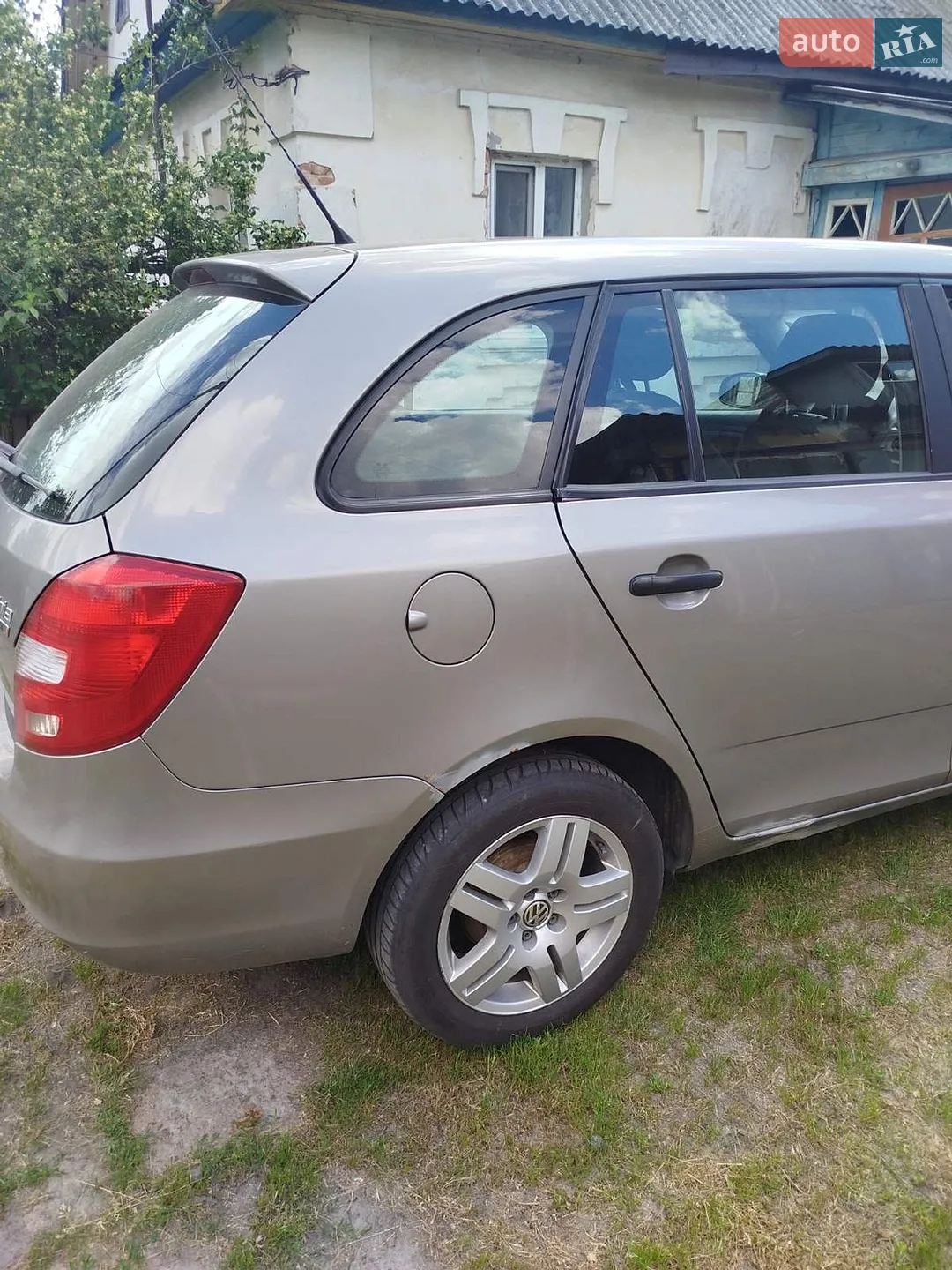 2010 Skoda Fabia - мініатюра 9
