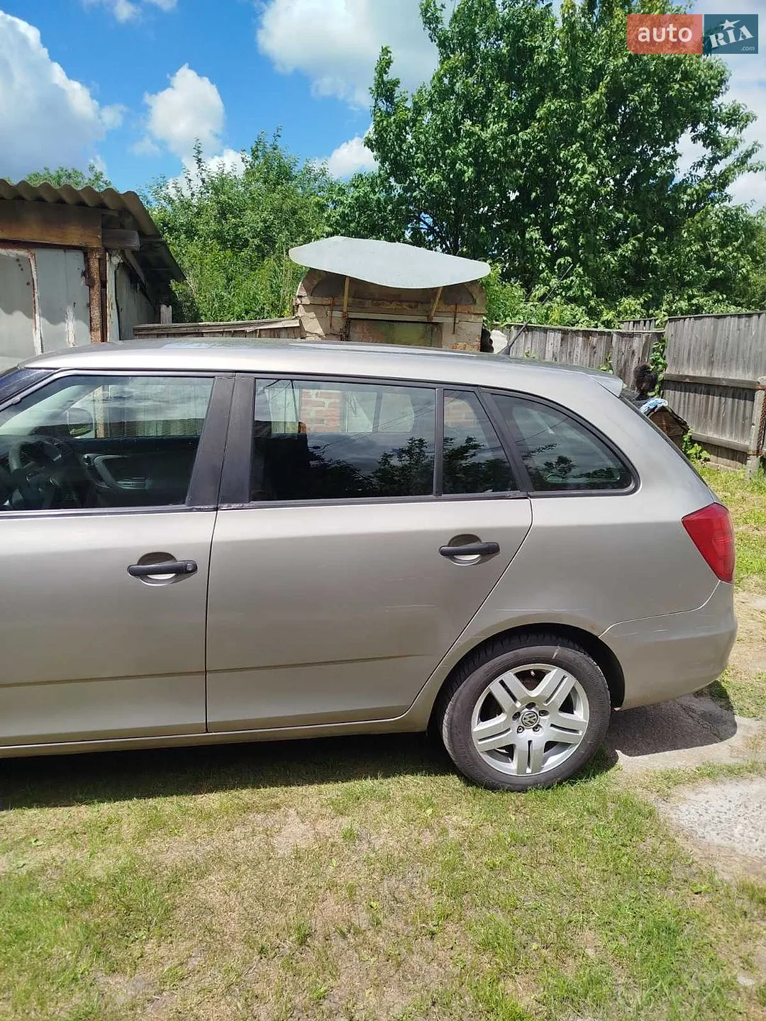 2010 Skoda Fabia - мініатюра 21
