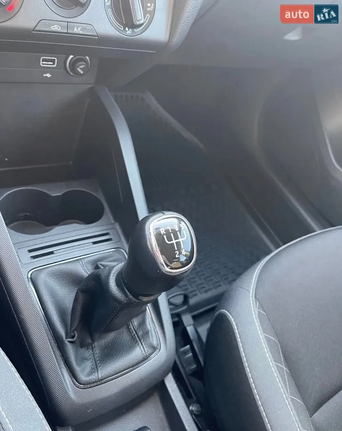 2021 Skoda Fabia - мініатюра 10
