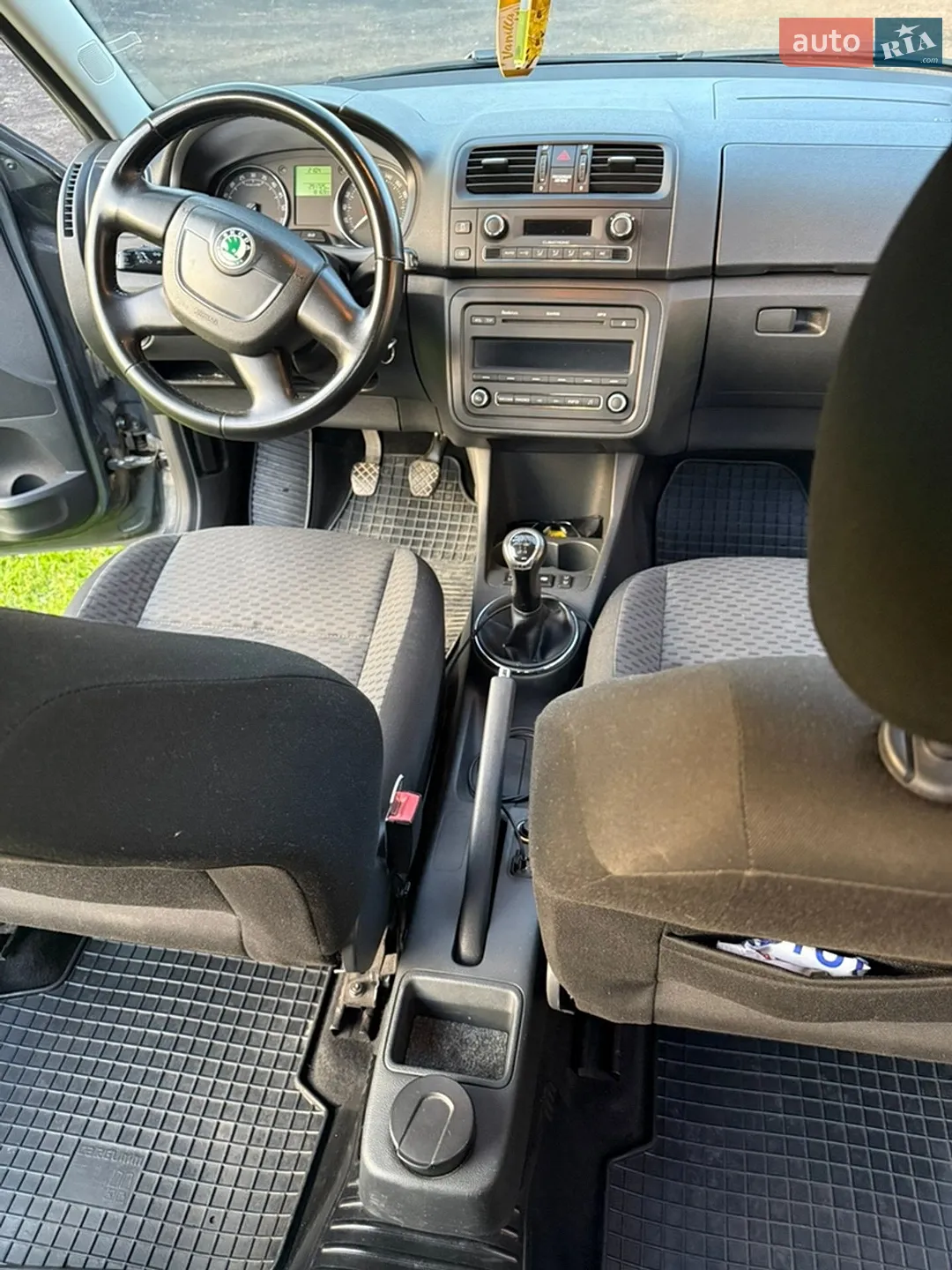 2010 Skoda Fabia - мініатюра 12