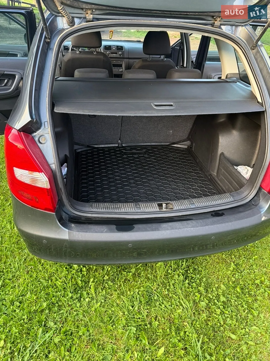2010 Skoda Fabia - мініатюра 14