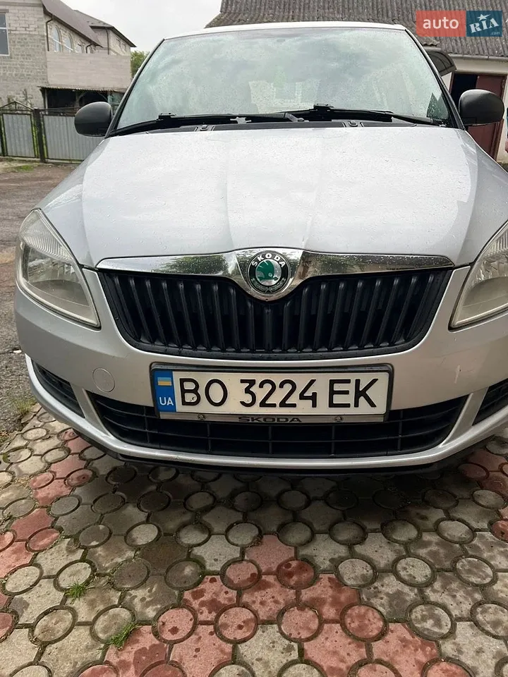 2011 Skoda Fabia - мініатюра 14