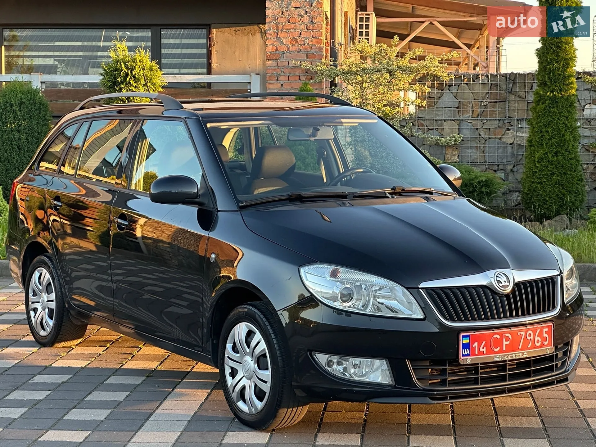 2014 Skoda Fabia - мініатюра 3