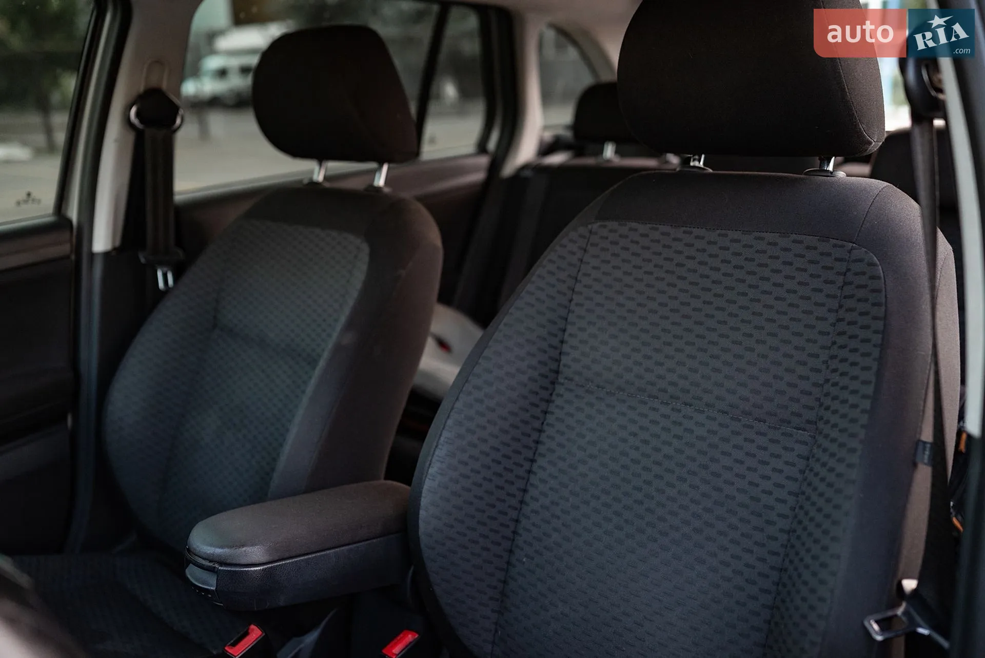 2010 Skoda Fabia - мініатюра 10