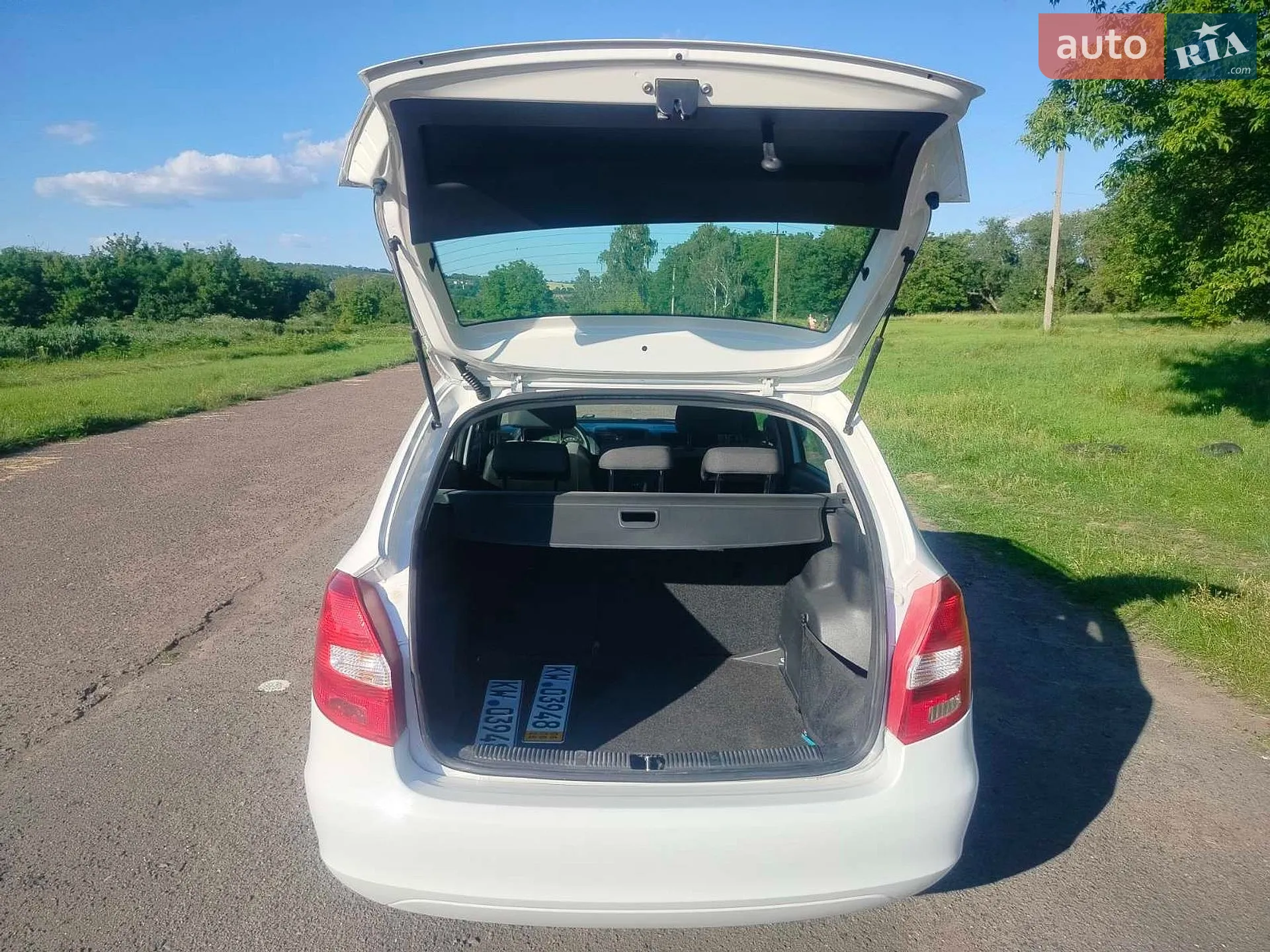2013 Skoda Fabia - мініатюра 9
