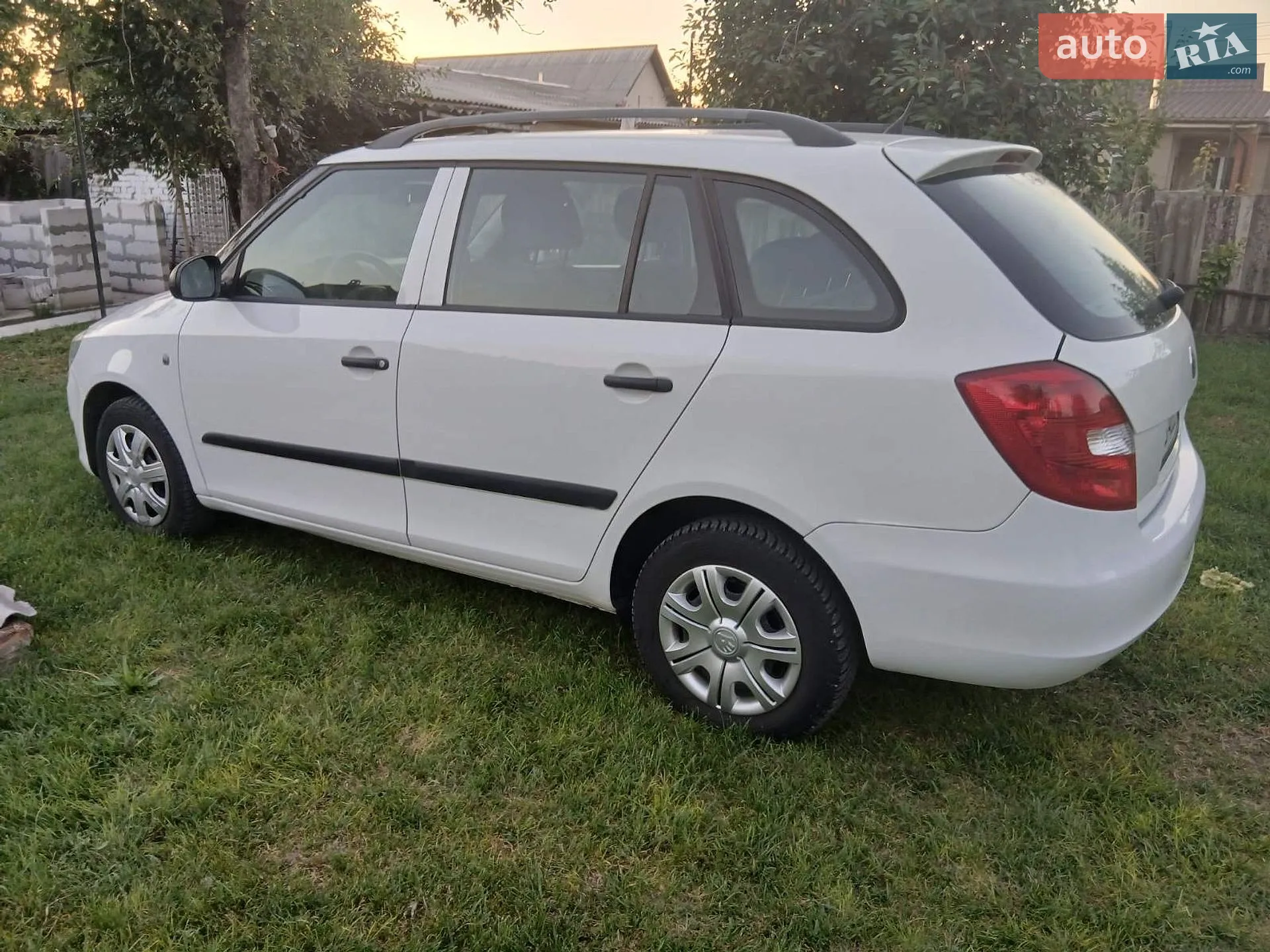 2013 Skoda Fabia - мініатюра 32