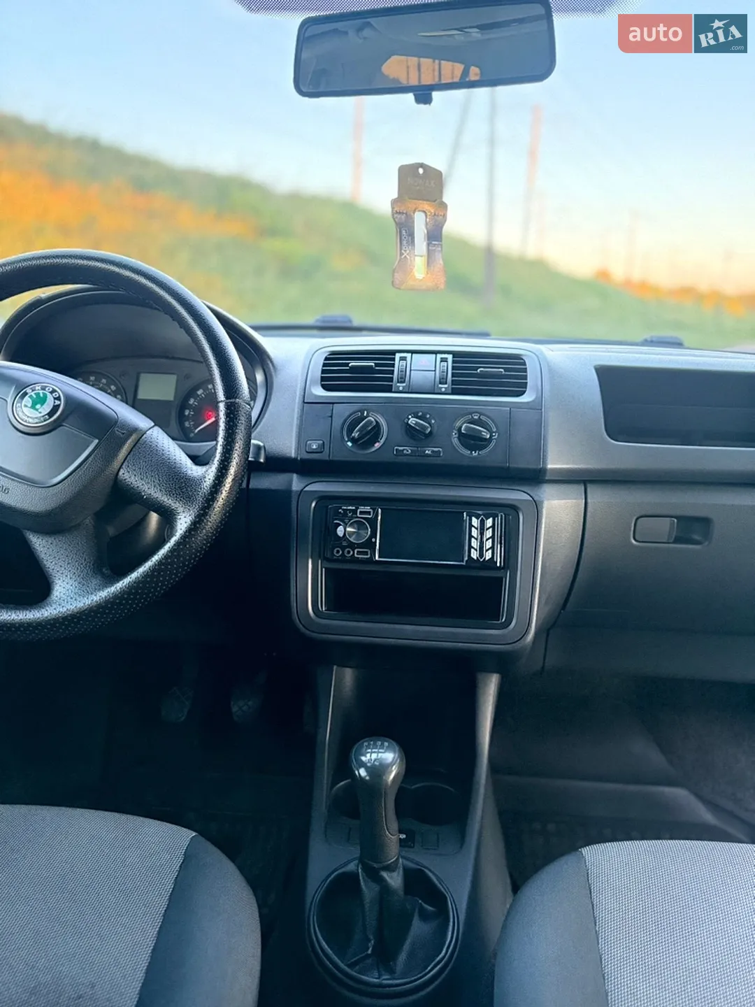 2011 Skoda Fabia - мініатюра 6