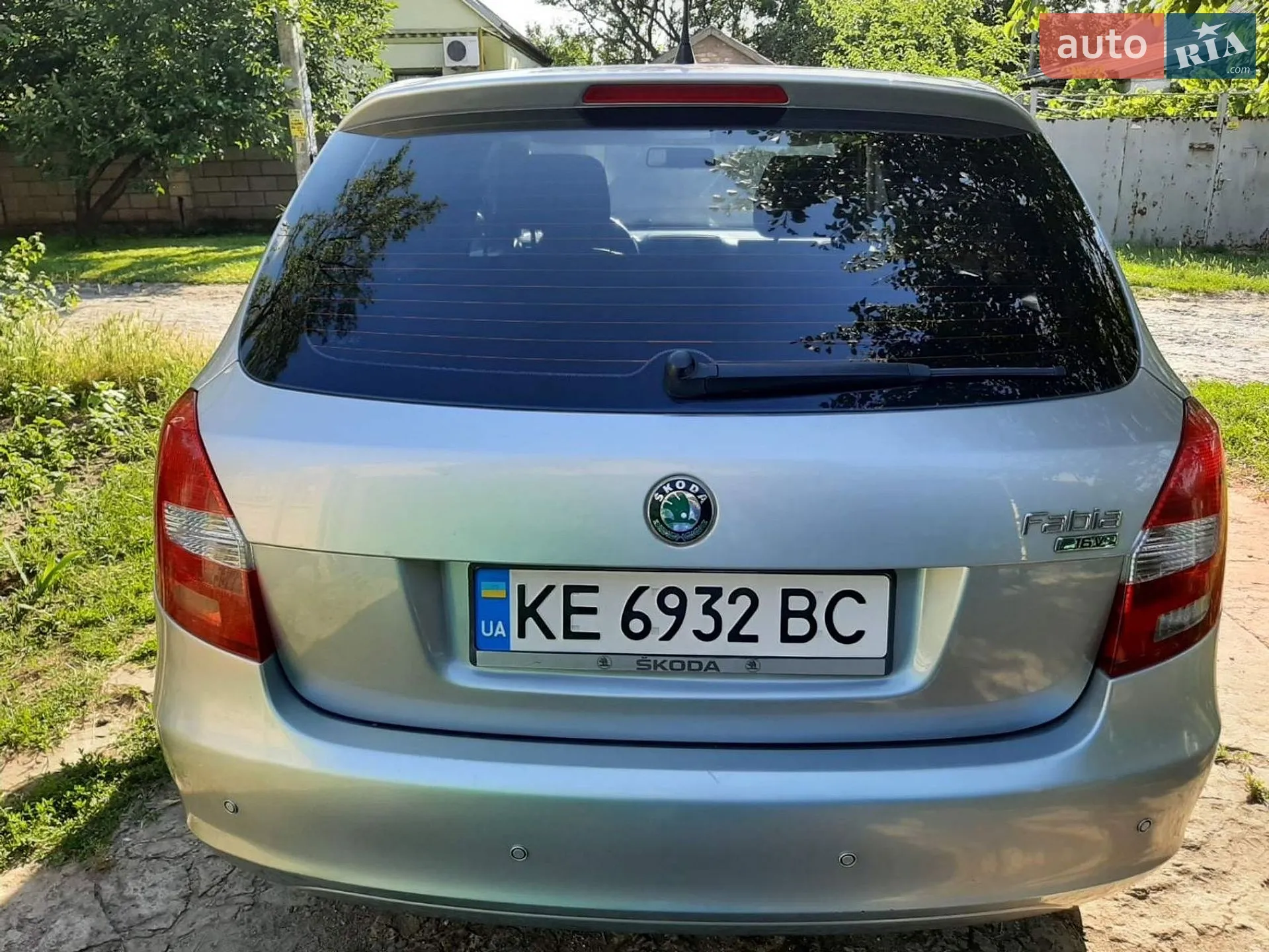 2011 Skoda Fabia - мініатюра 3