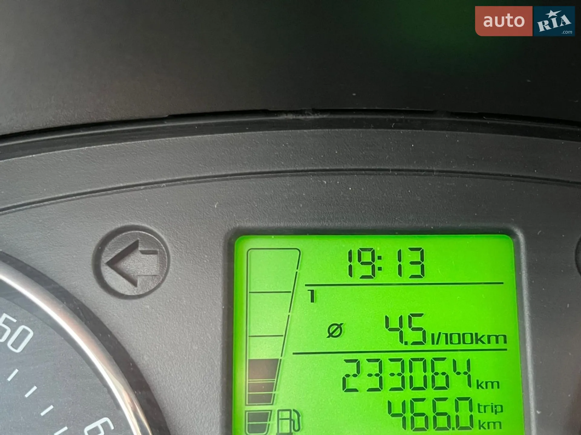 2011 Skoda Fabia - мініатюра 7