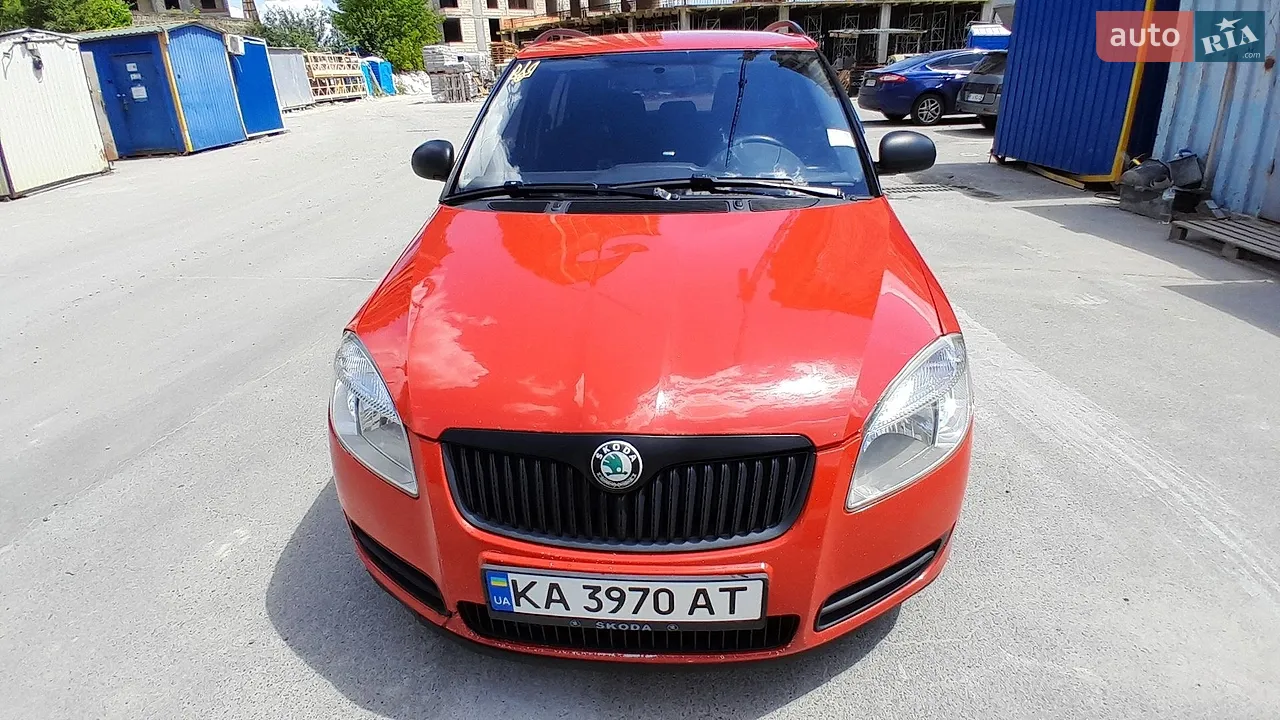 2010 Skoda Fabia - мініатюра 16