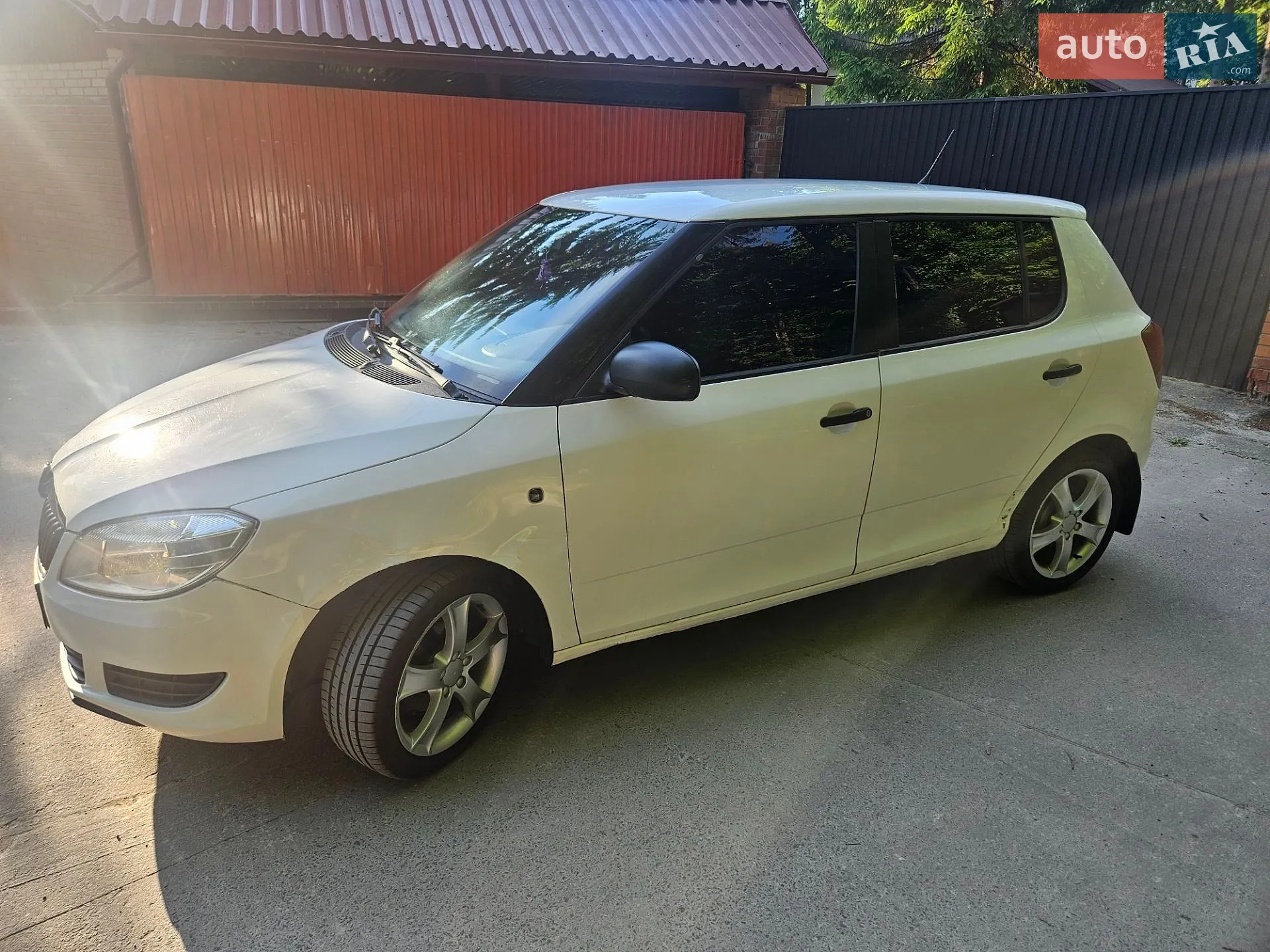 2010 Skoda Fabia - мініатюра 7