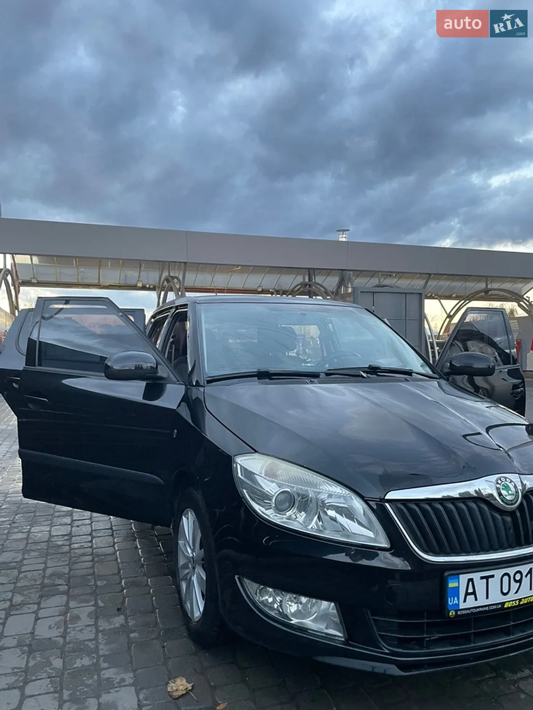 2010 Skoda Fabia - мініатюра 5
