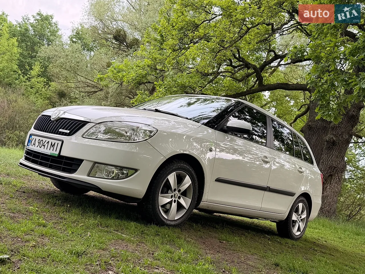 2011 Skoda Fabia - мініатюра 17