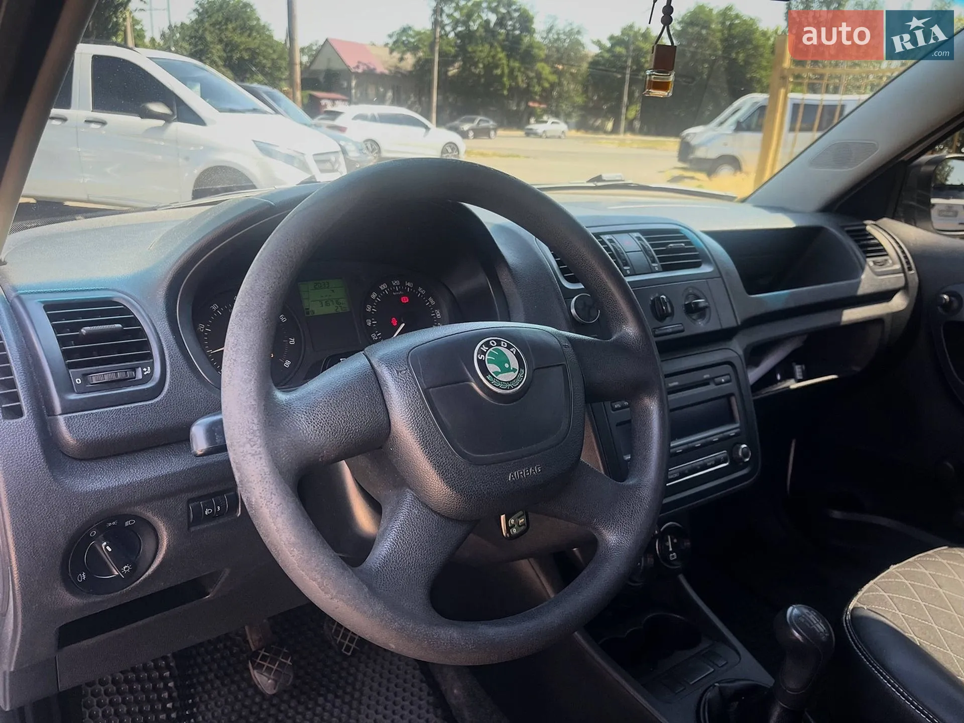 2010 Skoda Fabia - мініатюра 7