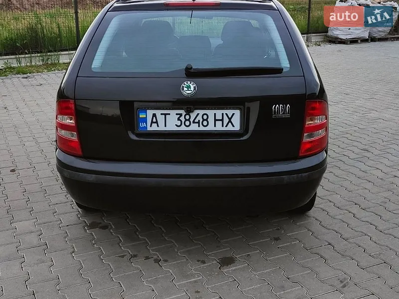 Skoda Fabia 2004 VIN TMBHC46Y244031909 фото оголошення 2 з 48