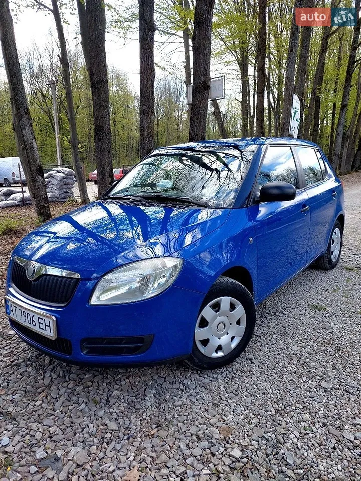 2010 Skoda Fabia - мініатюра 27
