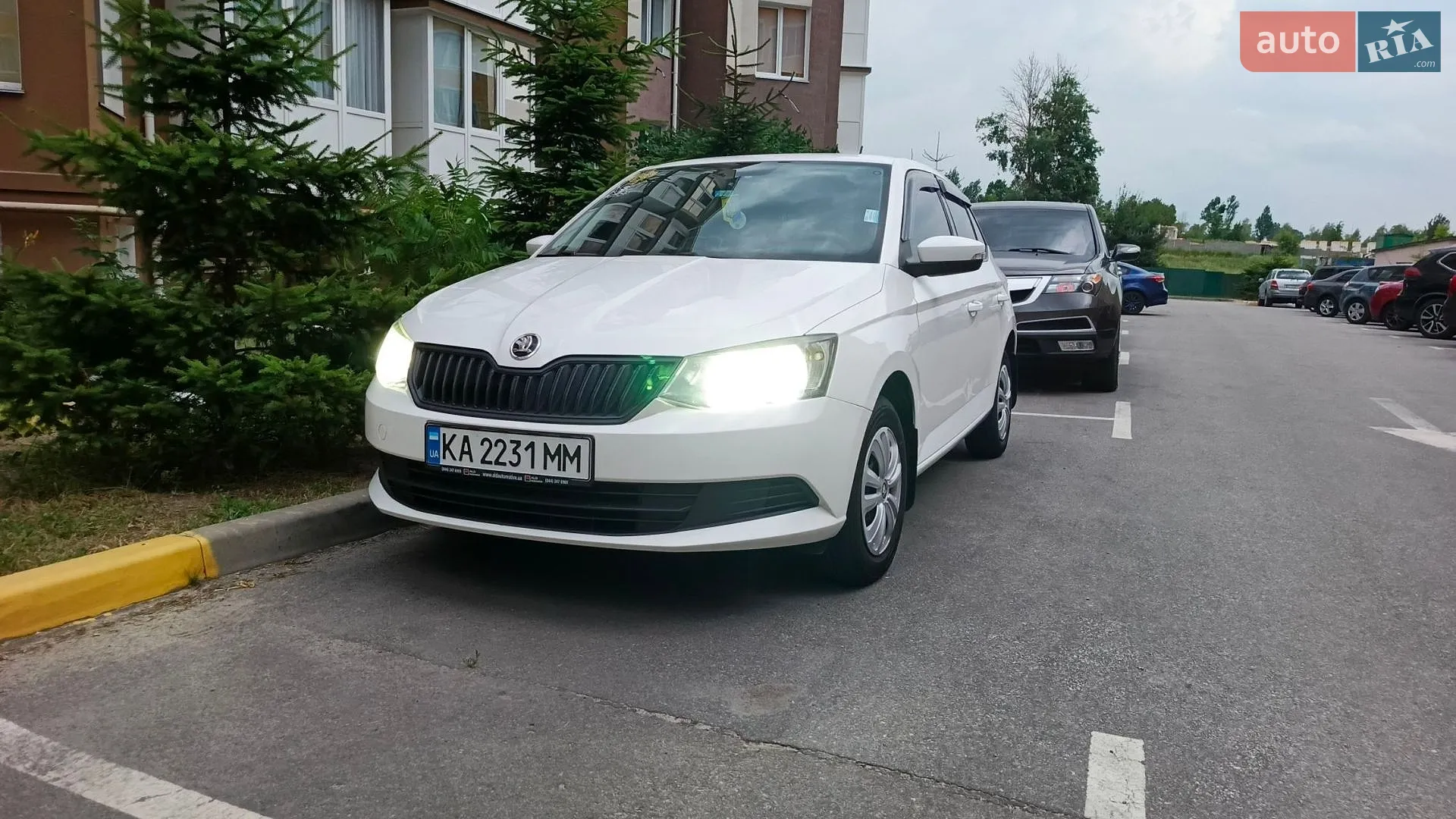 2017 Skoda Fabia - мініатюра 2