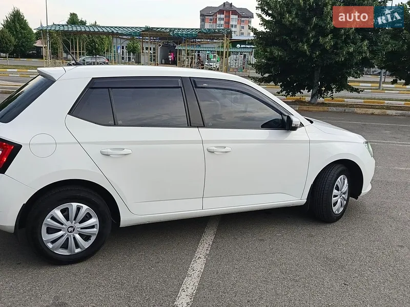Skoda Fabia 2017 VIN TMBEB2NJ2JB500468 фото оголошення 13 з 75