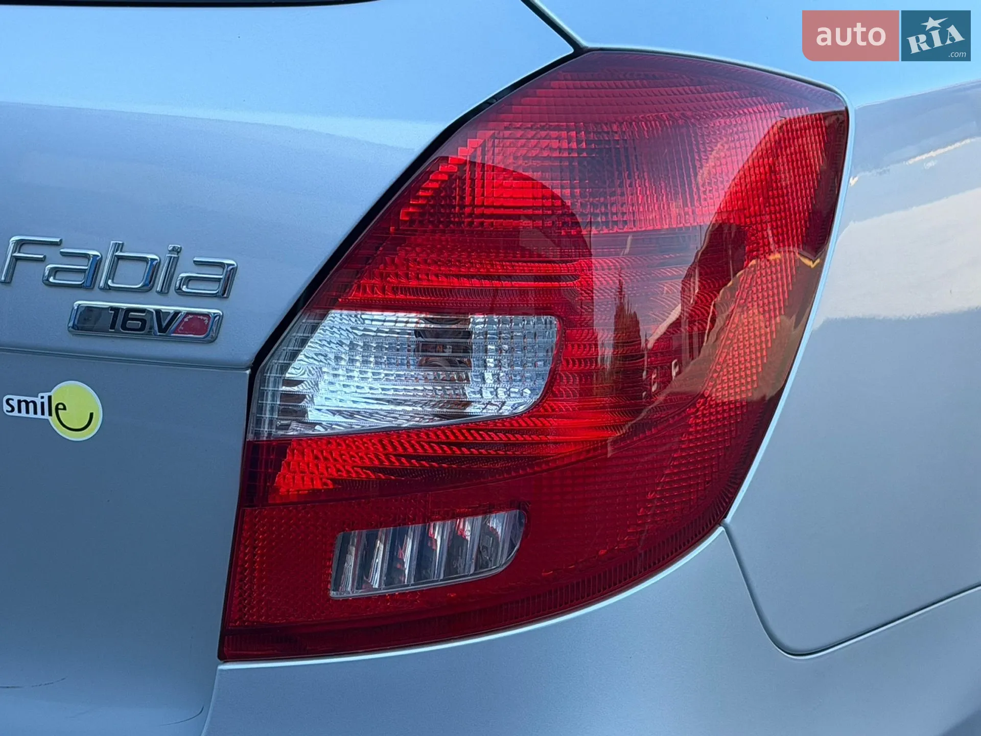 2010 Skoda Fabia - мініатюра 18