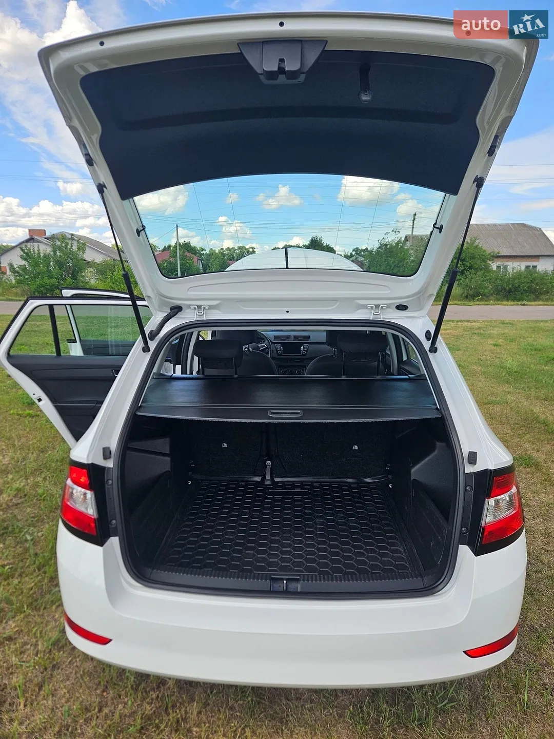2019 Skoda Fabia - мініатюра 9