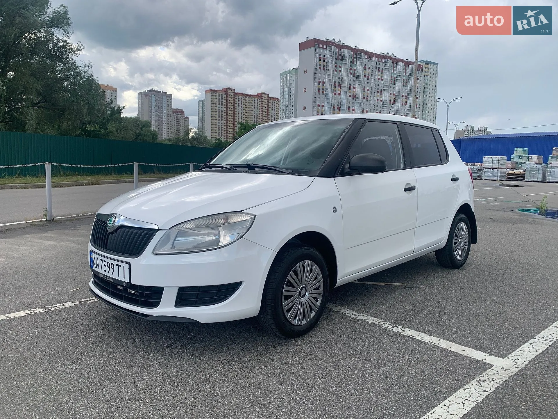2011 Skoda Fabia - мініатюра 19