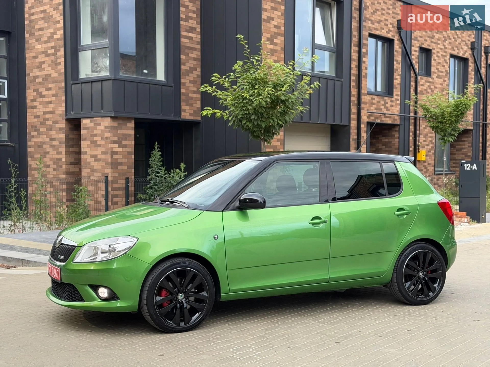 2010 Skoda Fabia - мініатюра 8