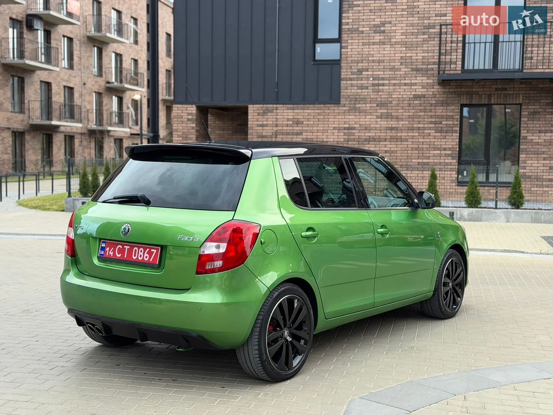 2010 Skoda Fabia - мініатюра 16