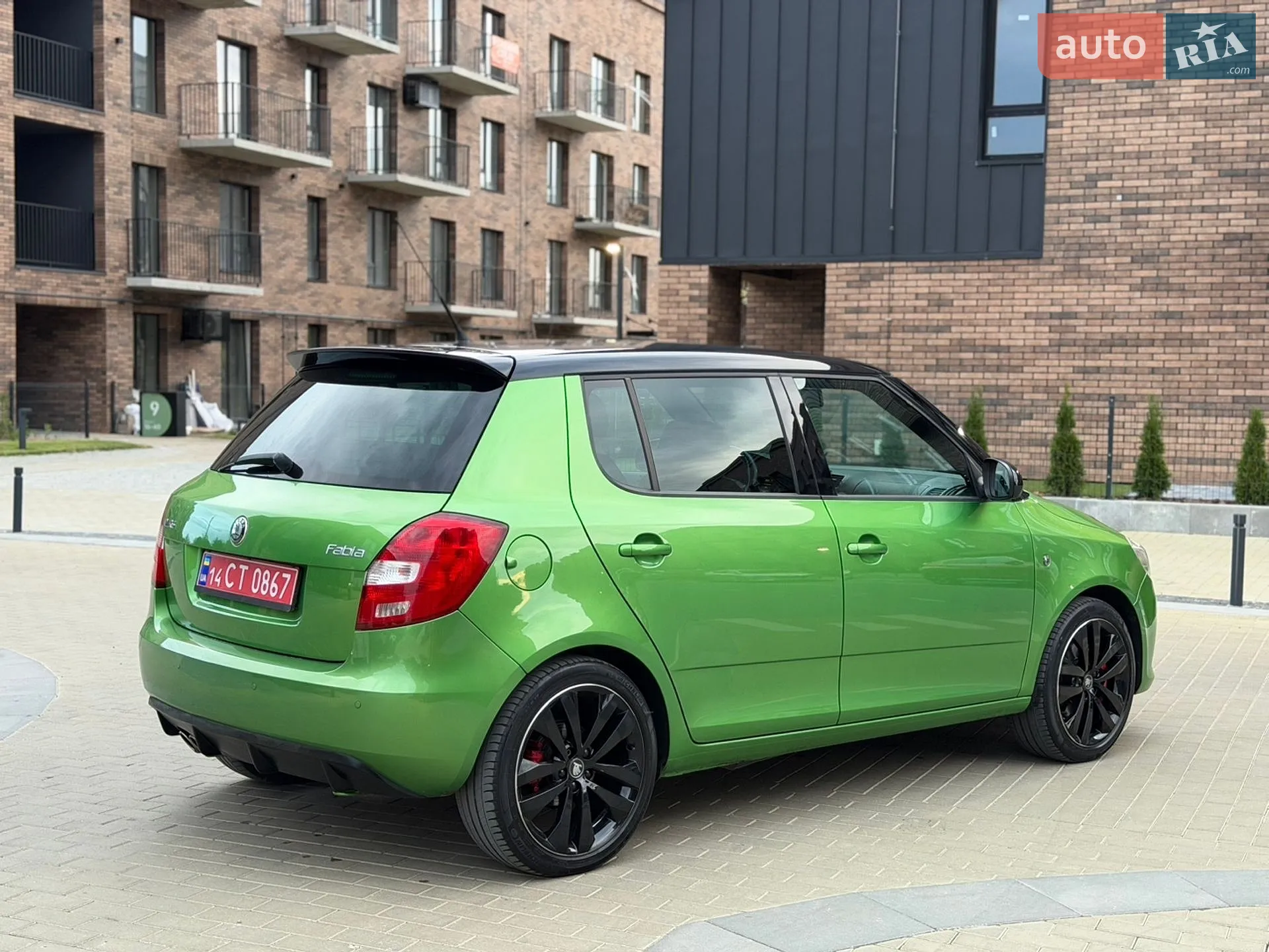 2010 Skoda Fabia - мініатюра 17